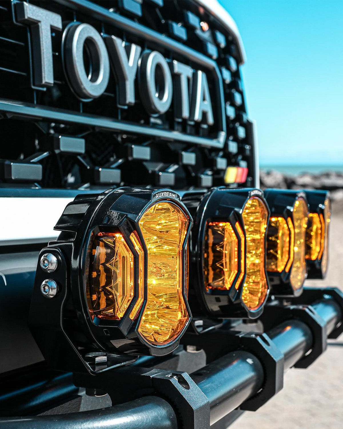 V-ULTRA Series Pod Lights w/ Amber DRL – JC Customs