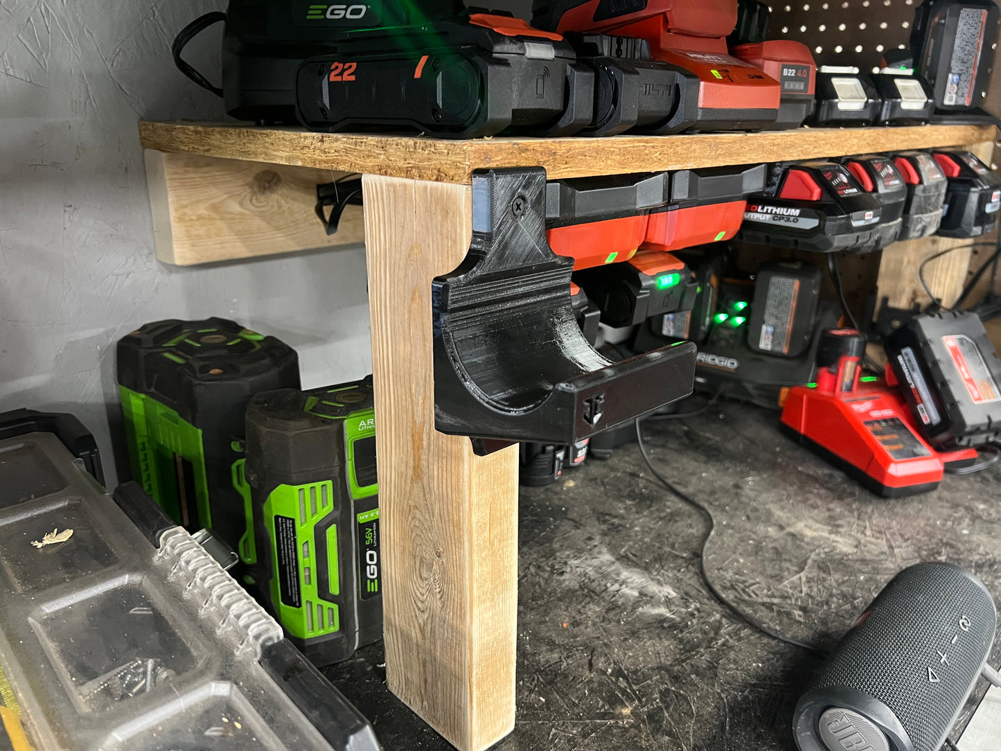 best jbl speaker mount