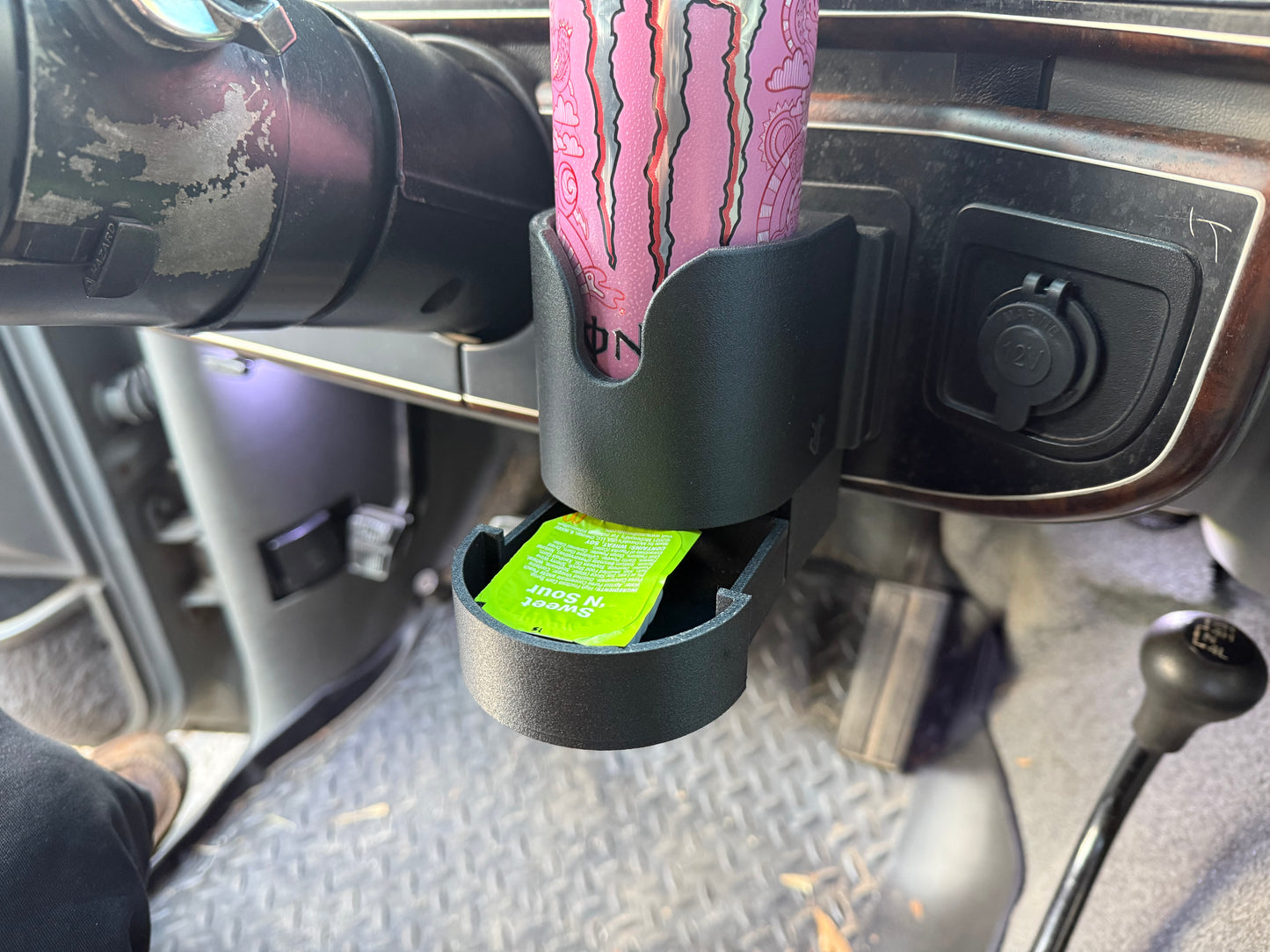 Bricknose Dash Mounted Cup Holder