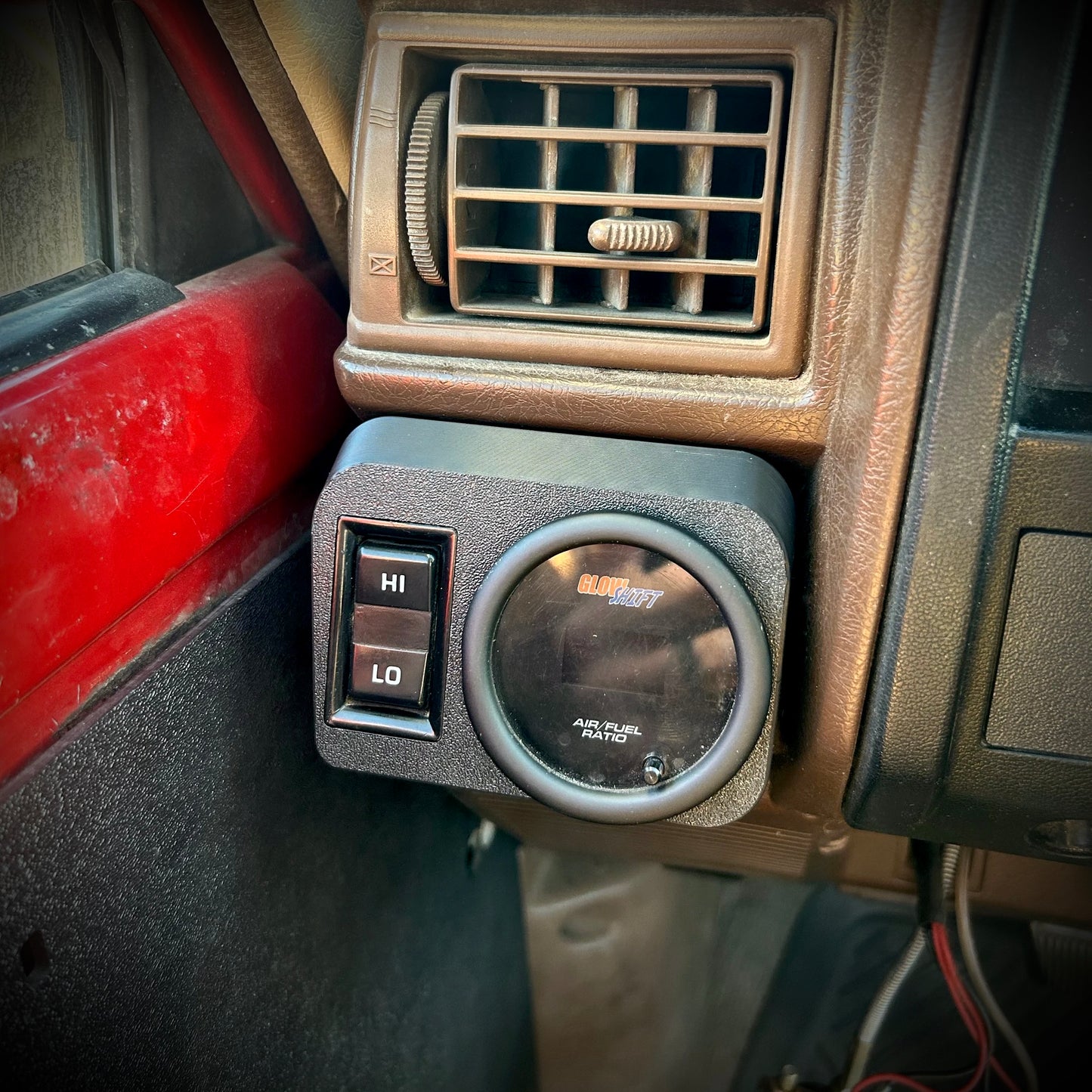 84-88 Toyota Pickup/4Runner Gauge Pod Mount