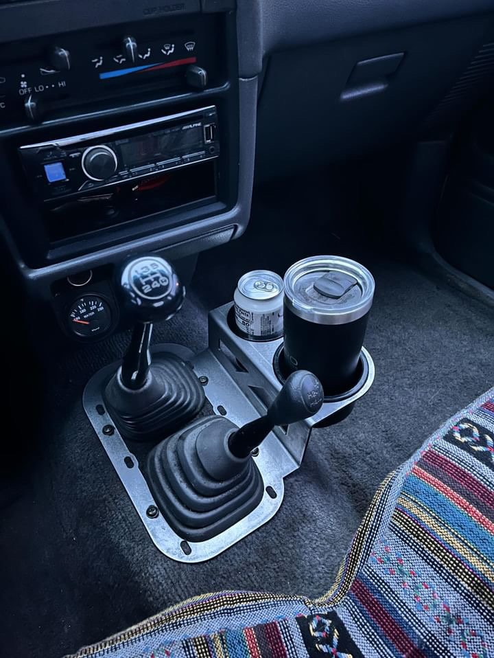 Stylish Toyota Pickup Shifter Mounted Cup Holders – JC Customs