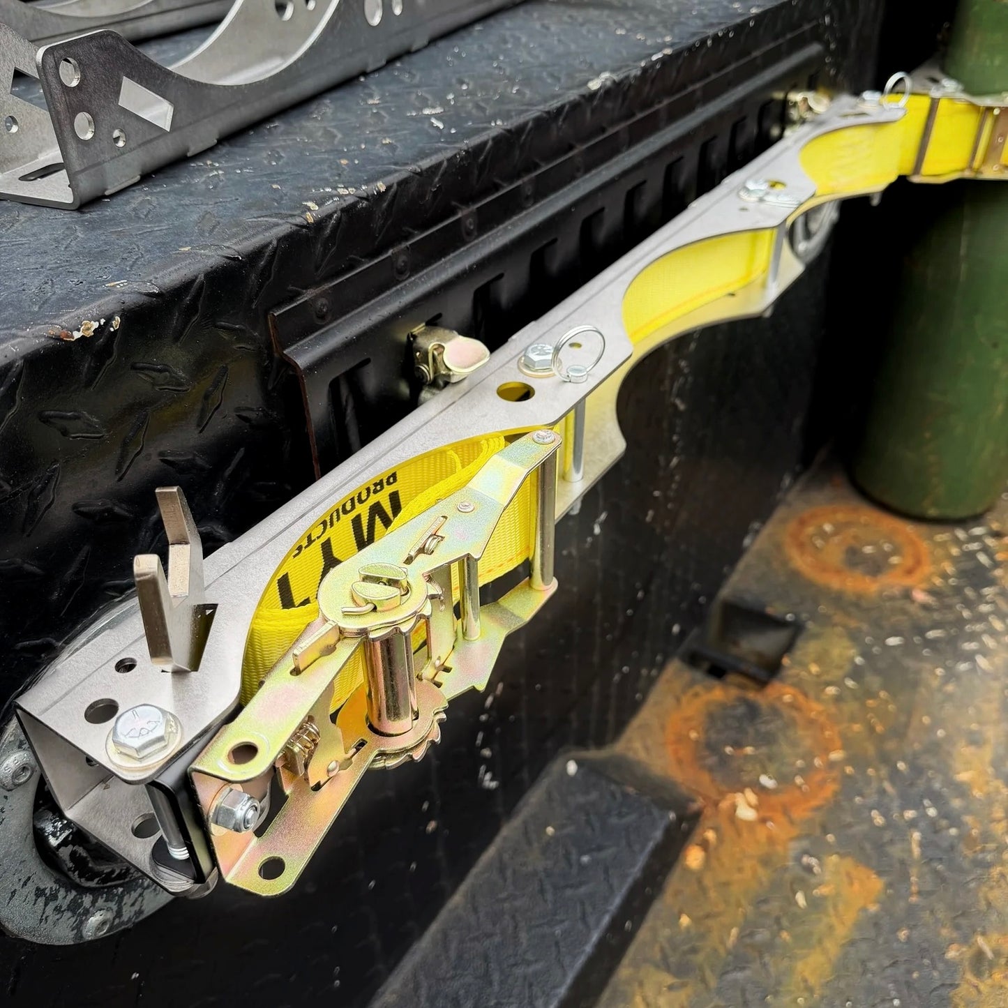 Welding Gas Cylinder Cradle Mount
