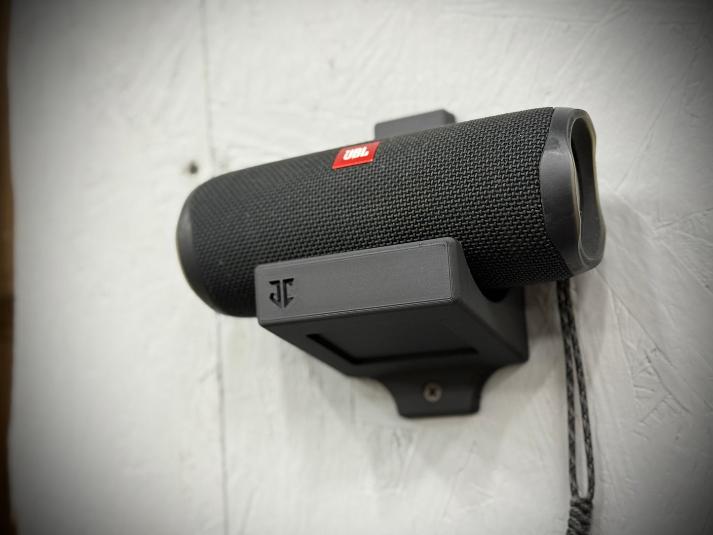 JBL Flip 5 Wall Mount