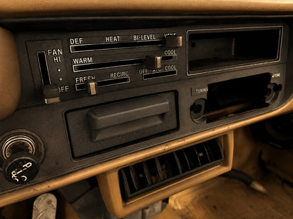 1979-1983 Toyota Pickup/Hilux Ashtray Cupholder