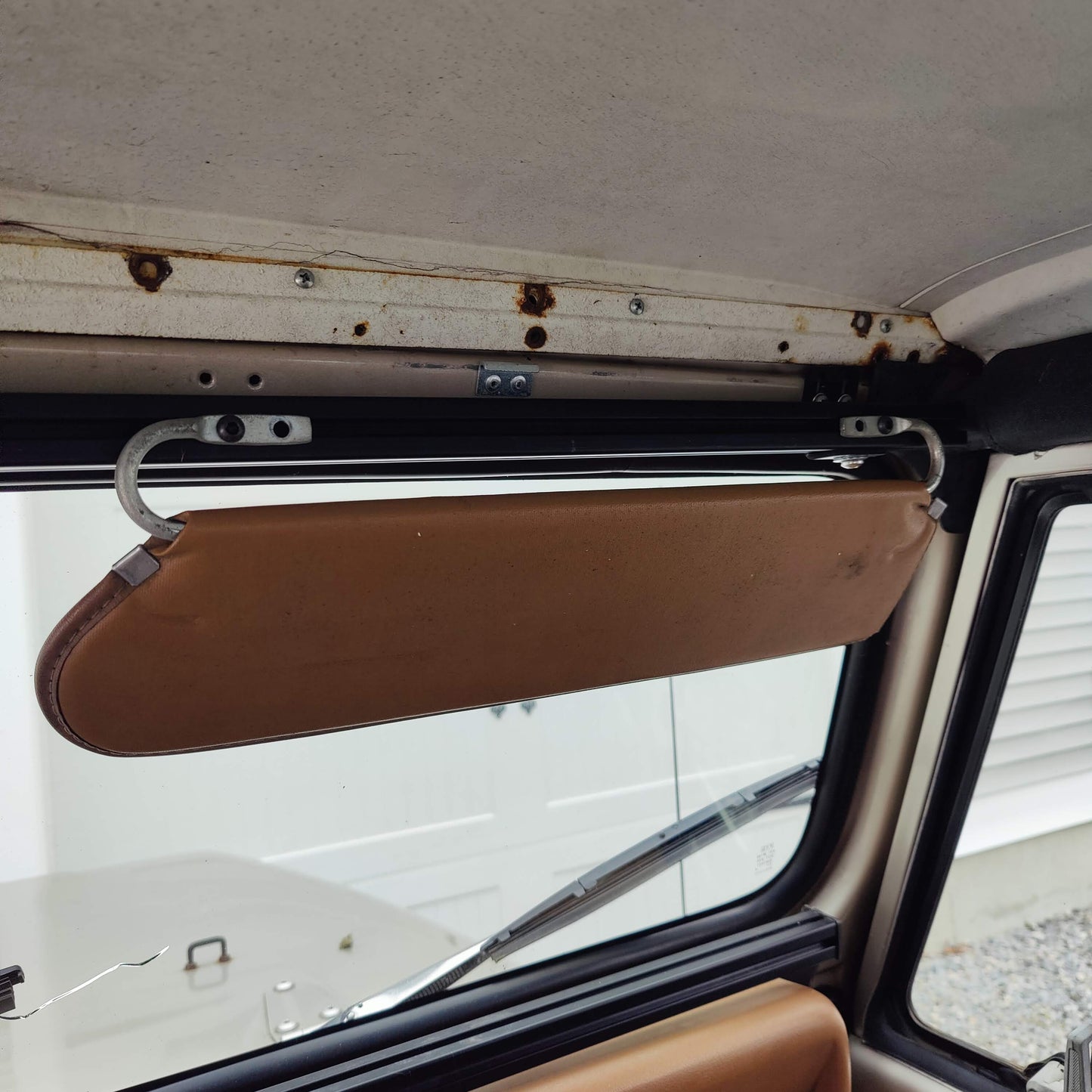 Windshield Accessory Mount for Jeep Wrangler YJ