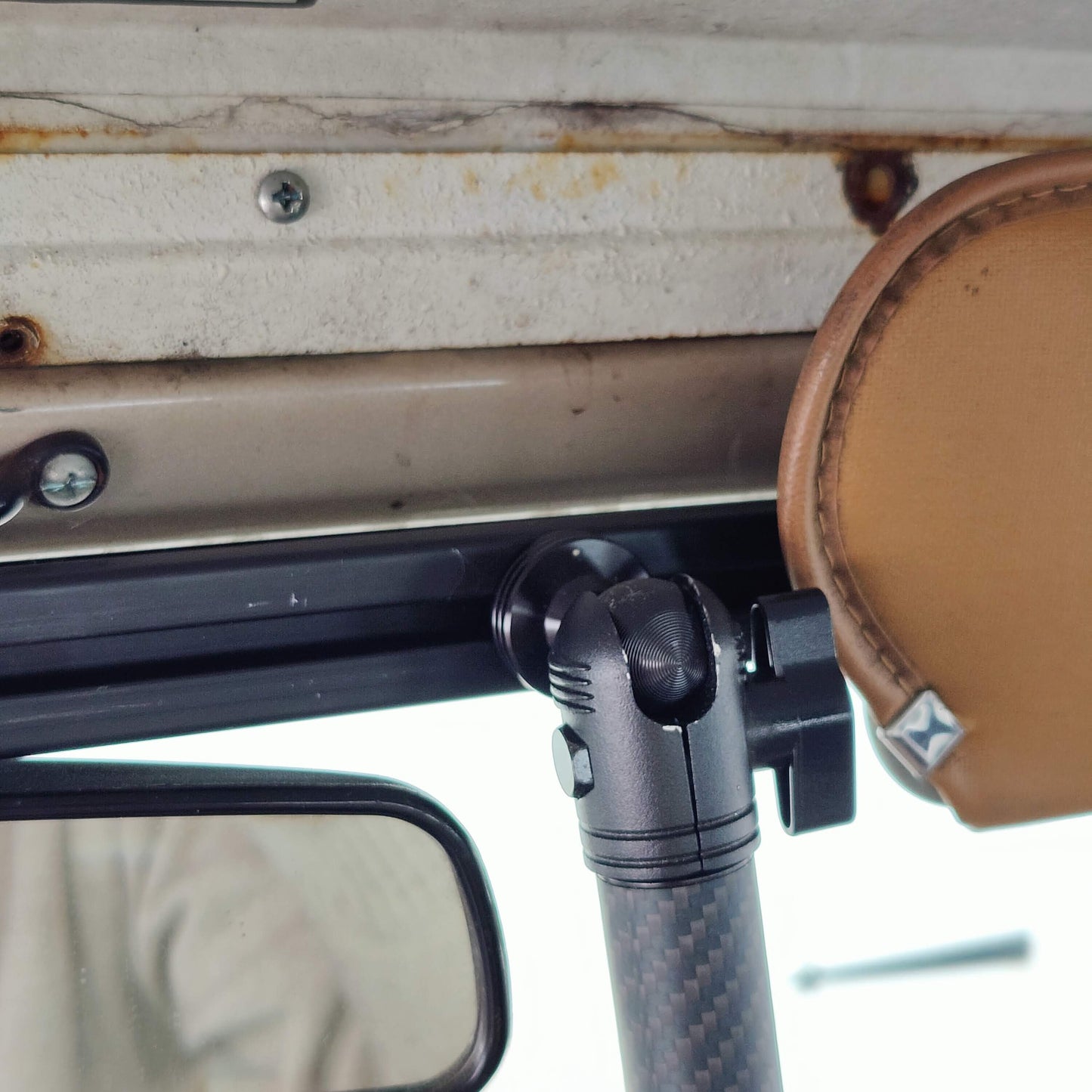 Windshield Accessory Mount for Jeep Wrangler YJ
