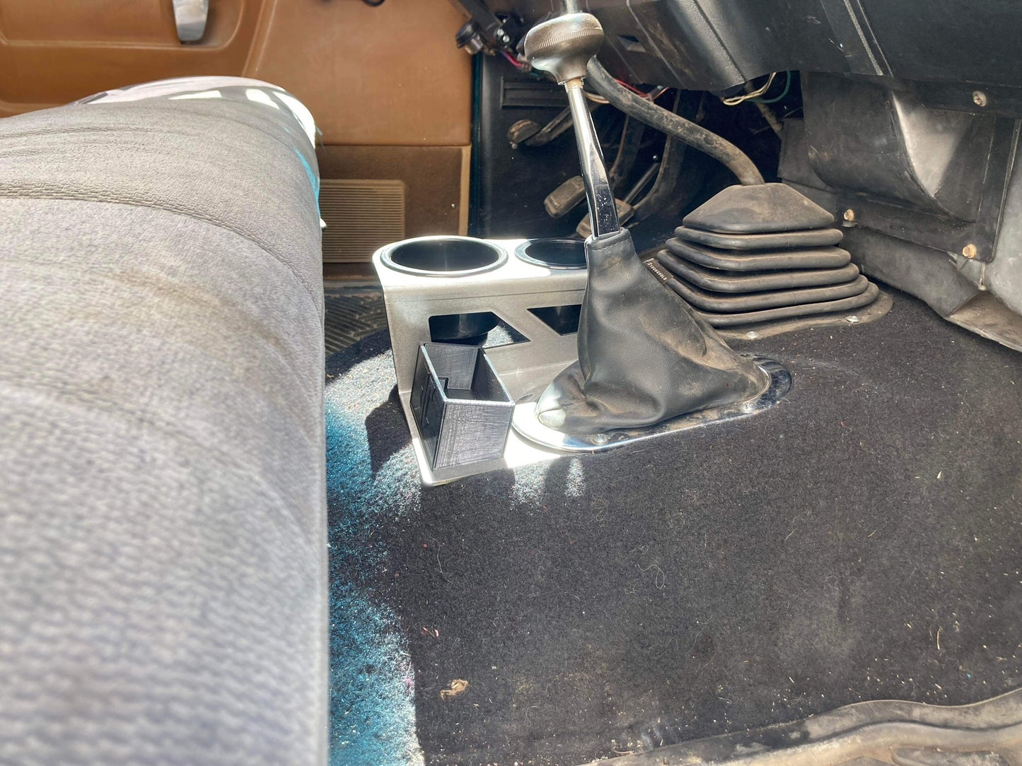 1st Gen Dodge Ram Shifter Mounted Cup Holder