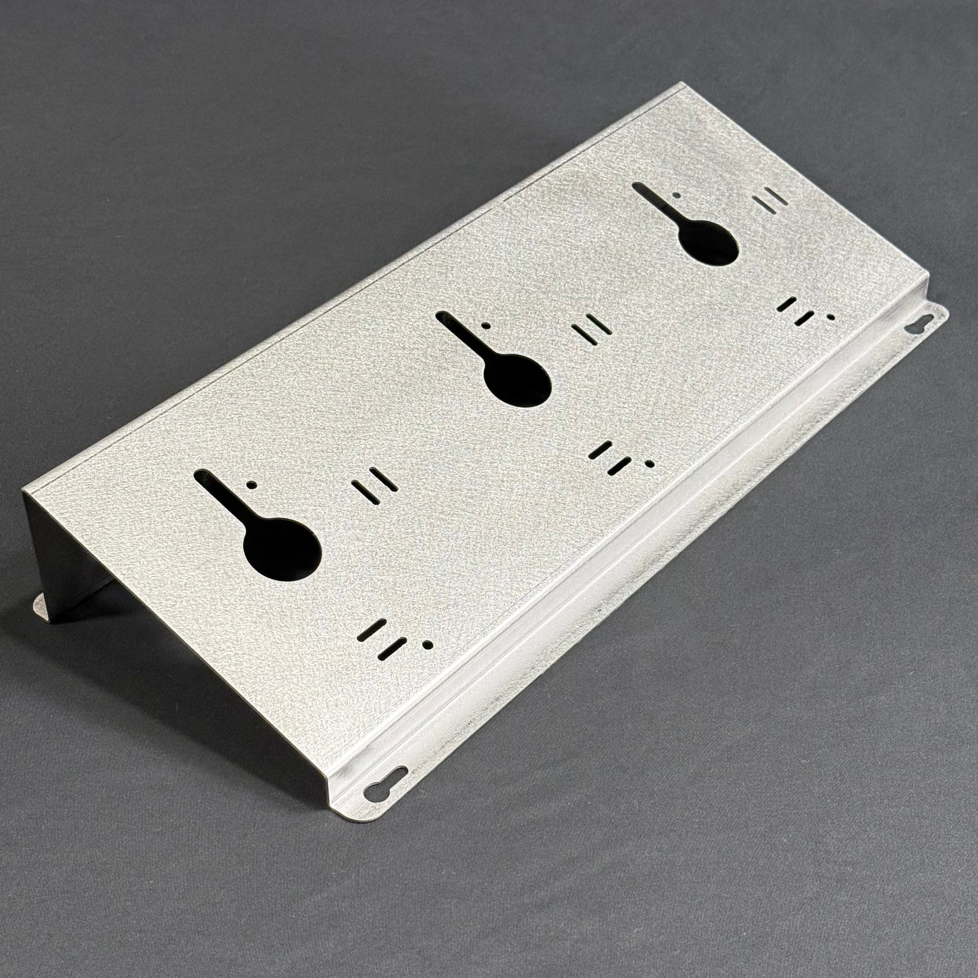 Milwaukee 3x M18-M12 Rapid battery charger wall mount plate 20 degree angle