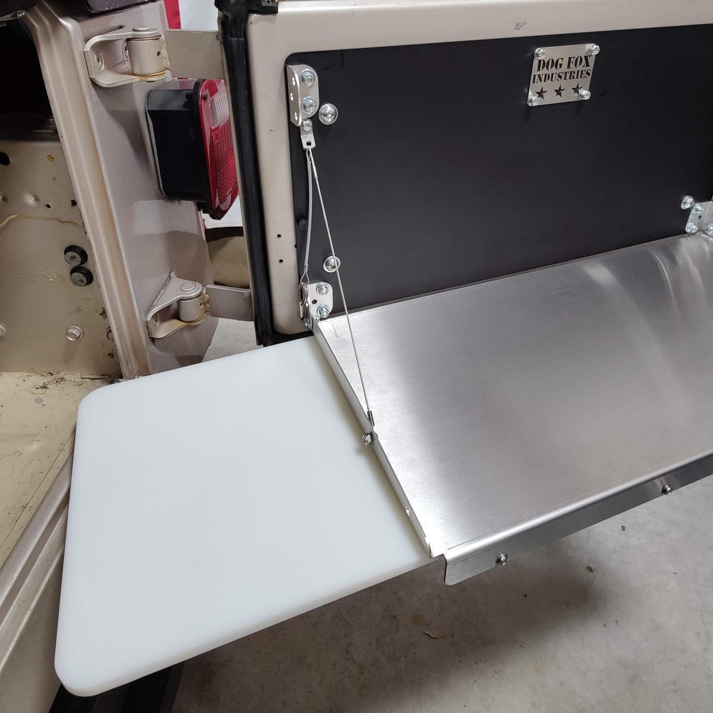Tailgate Table for Jeep Wrangler YJ (FREE SHIPPING)