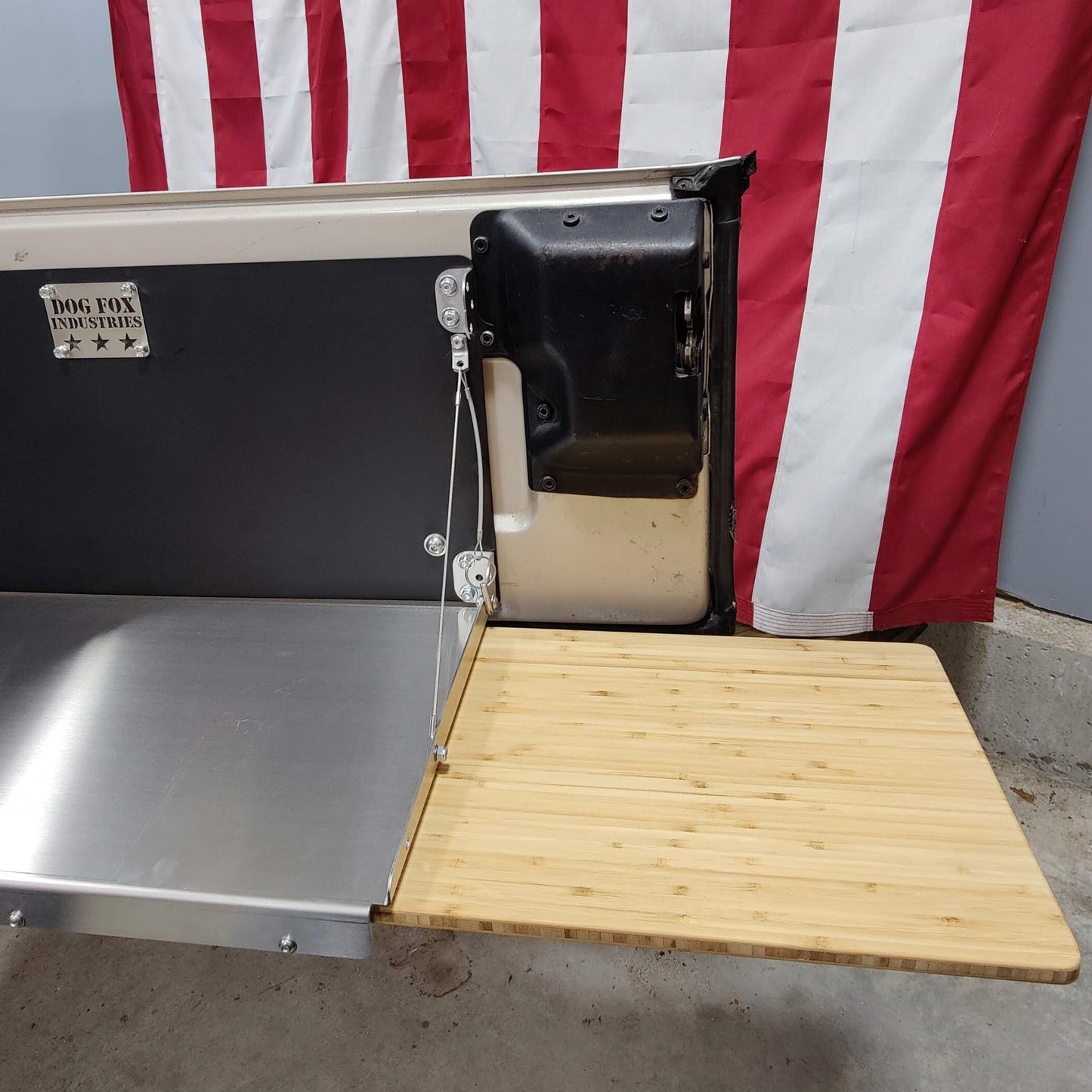 Tailgate Table for Jeep Wrangler YJ (FREE SHIPPING)
