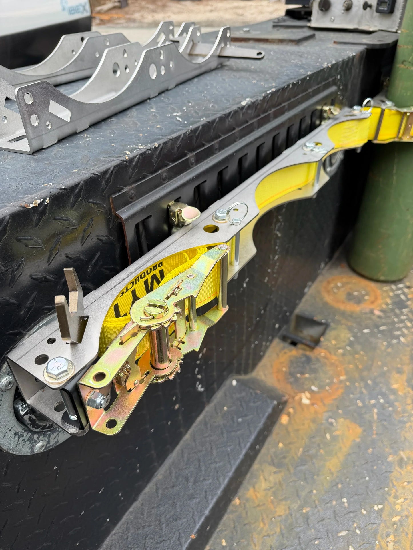Stainless Steel Triple Cylinder Cradle