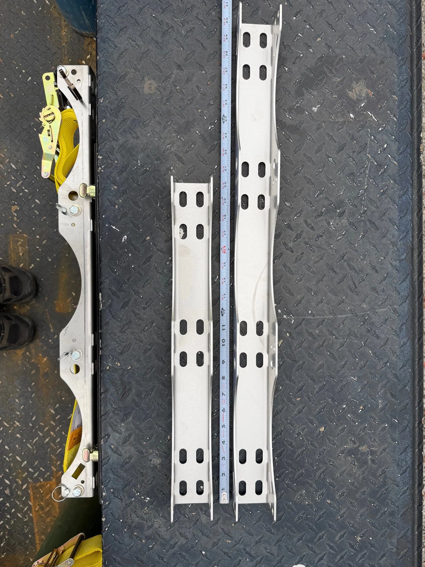 Stainless Steel Triple Cylinder Cradle